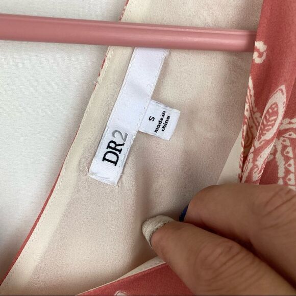 Cold shoulder blouse   - Picture 4 of 6